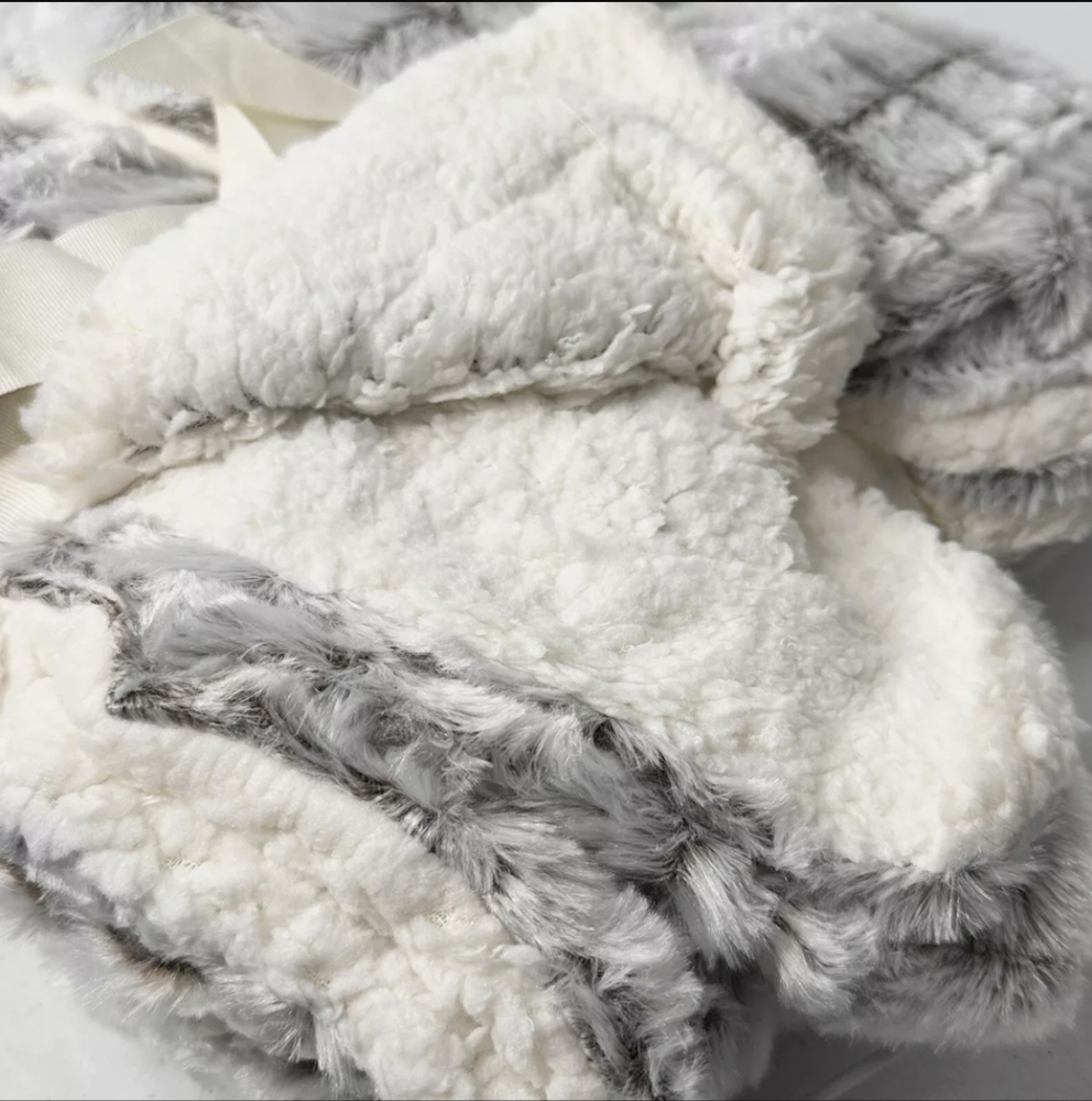 NWT Royal Luxe Micro Mink Sherpa Reversible throw blanket brown 50x60 - Picture 2 of 7